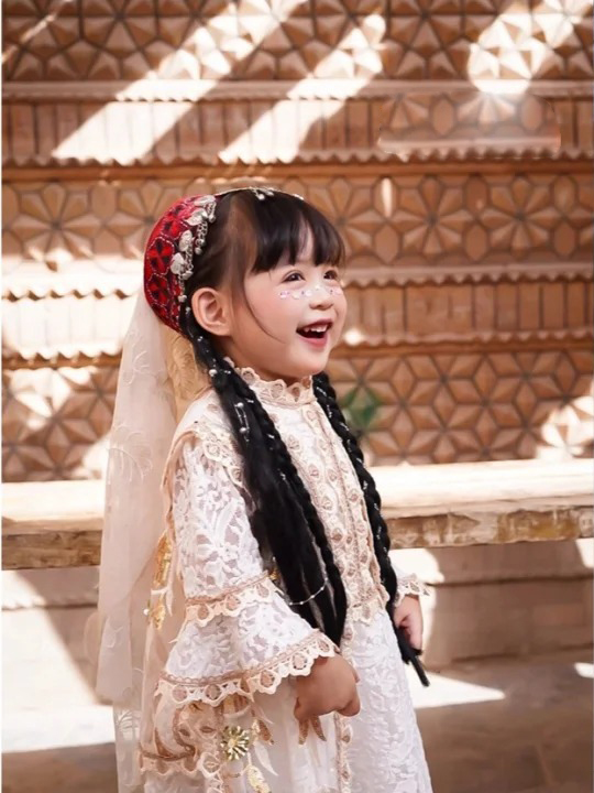 外國人能到新疆旅遊嗎？2025 外籍遊客專屬政策與深度旅行指南