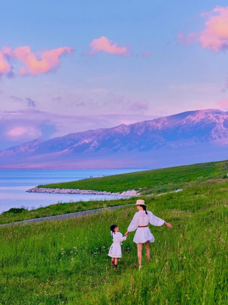 外国人能去新疆吗？2025年最新访问政策与旅行指南